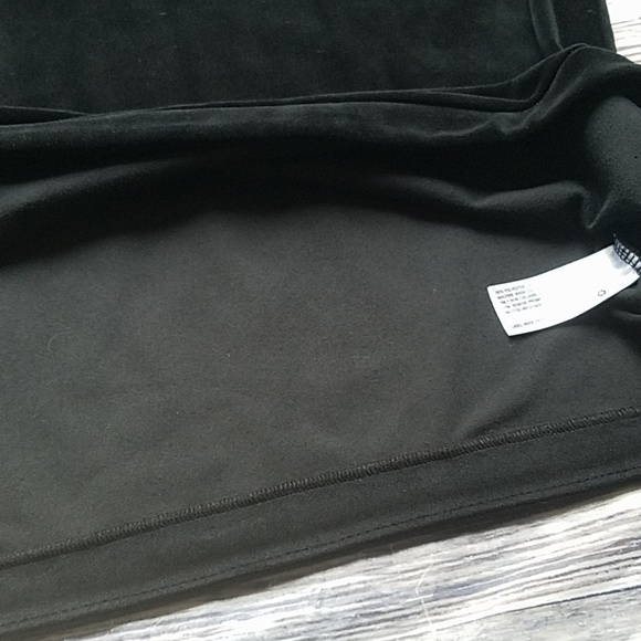 Black Velvet Top - Picture 8 of 8